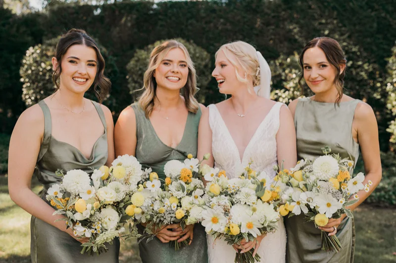 Bridal hair and makeup by Yulia Kuzmina in the Southern Highlands, photograph 22