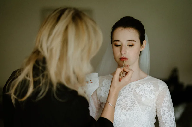 Bridal hair and makeup by Yulia Kuzmina in the Southern Highlands, photograph 44