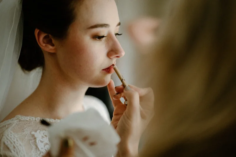 Bridal hair and makeup by Yulia Kuzmina in the Southern Highlands, photograph 45