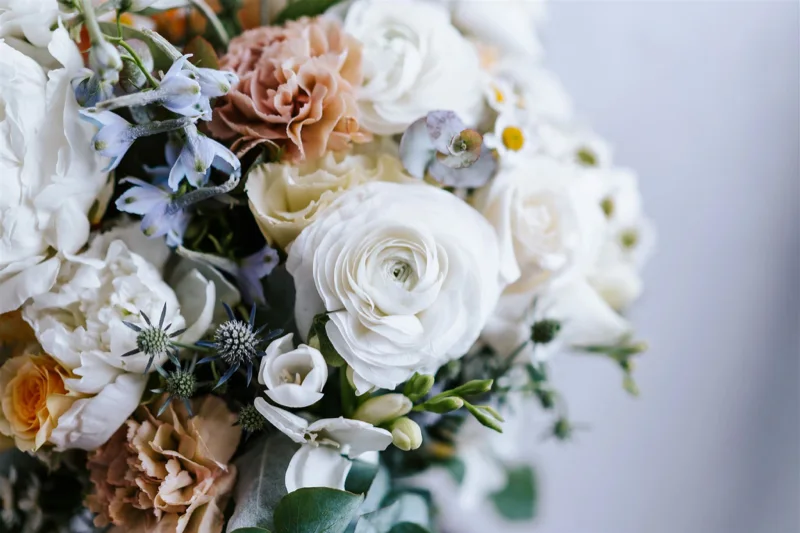 Bridal hair and makeup by Yulia Kuzmina in the Southern Highlands, photograph 05