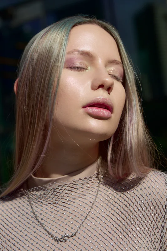 Editorial hair and makeup by Yulia Kuzmina in the Southern Highlands, photograph 03