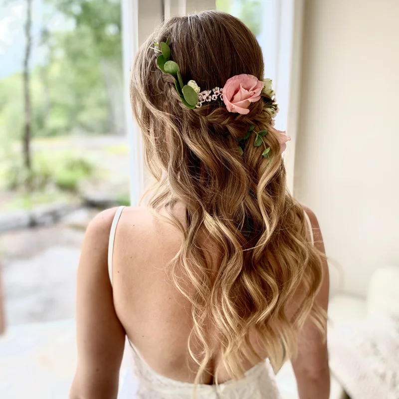 Hairstyling by Yulia Kuzmina in the Southern Highlands, photograph 02