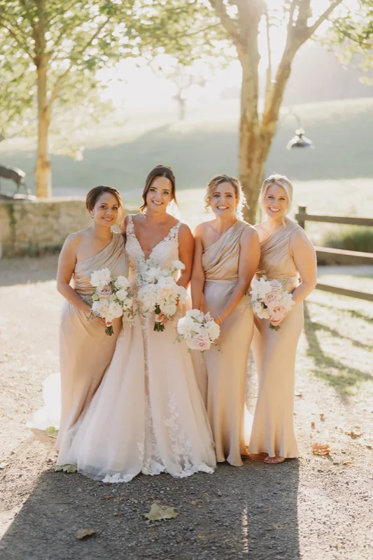 Elegant bridal hair and natural makeup by Yulia Kuzmina in the Southern Highlands