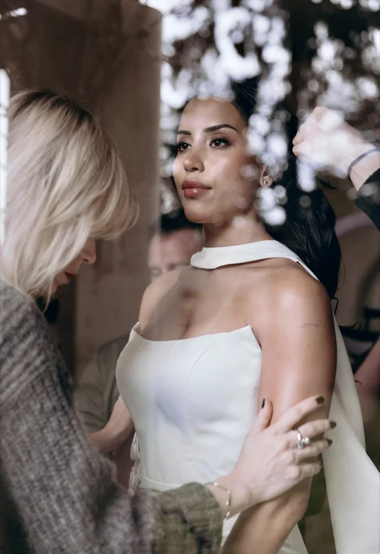 Bride wearing a polished natural makeup look by Yulia Kuzmina