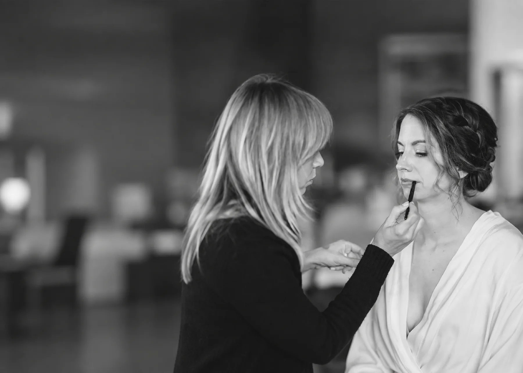 Professional makeup and hairstyling course taught by Yulia Kuzmina in the Southern Highlands