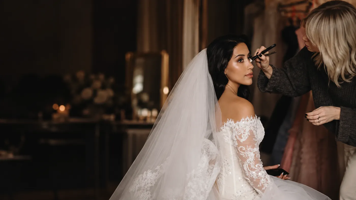 Yulia Kuzmina creating a bridal makeup look in the Southern Highlands